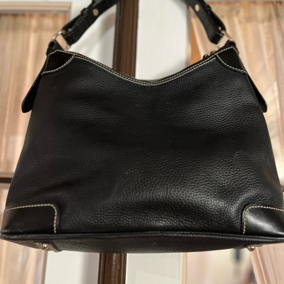 Dooney and Bourke handbags - Picture 2 of 10